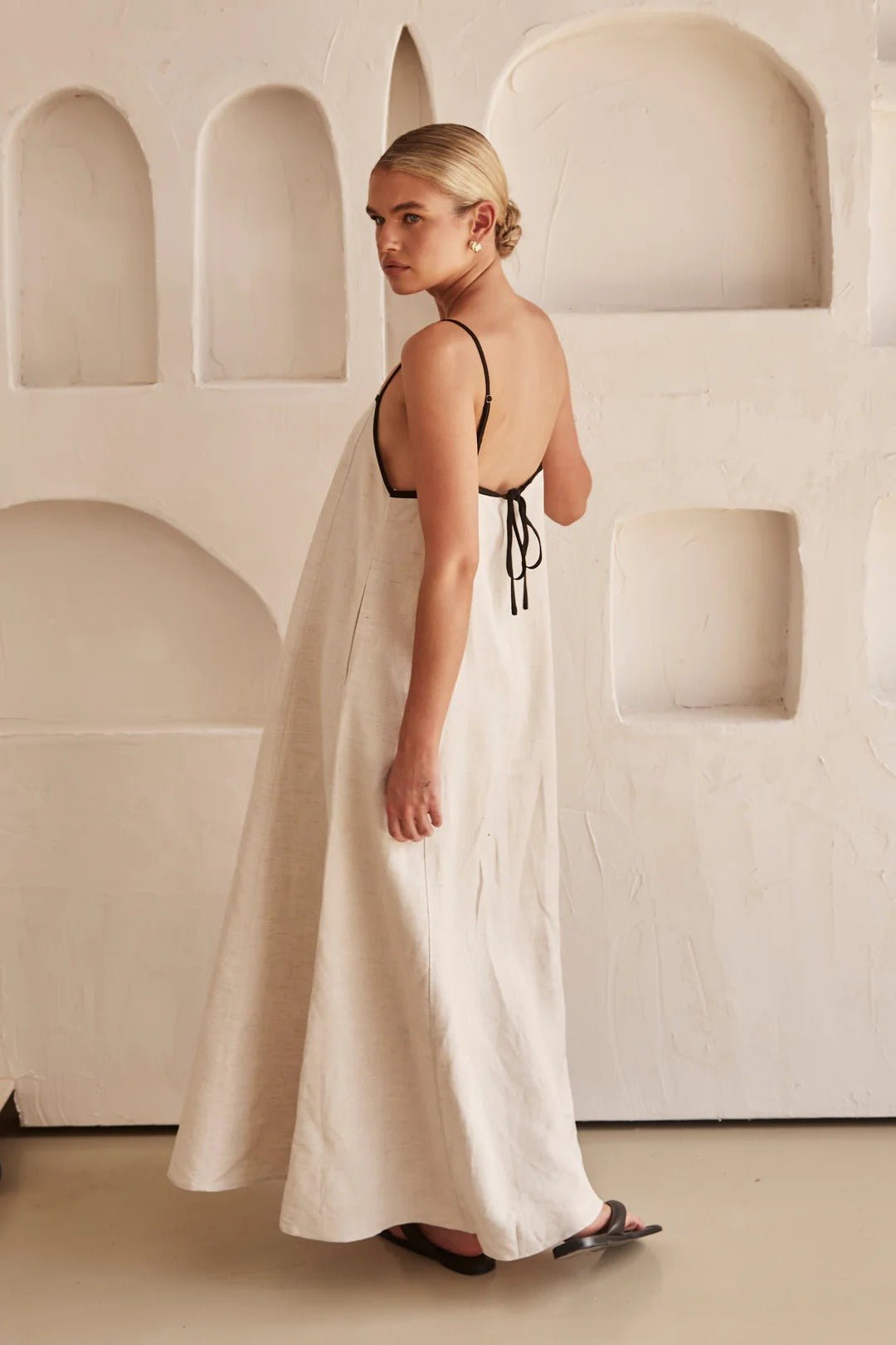 Linen Maxi Dress Adjustable Straps Contrast Trim Relaxed Fit