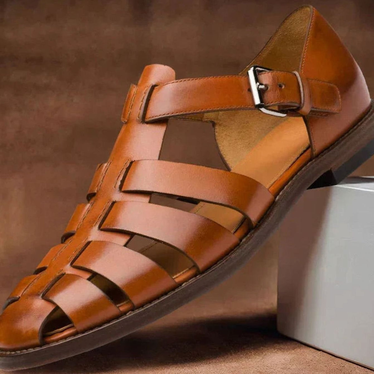 Men's Buckle-Strap Leather Roman Gladiator Sandals - Brown