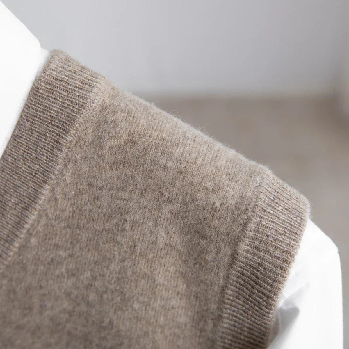 Mens Merino Wool V-Neck Sweater Vest Layering Knit