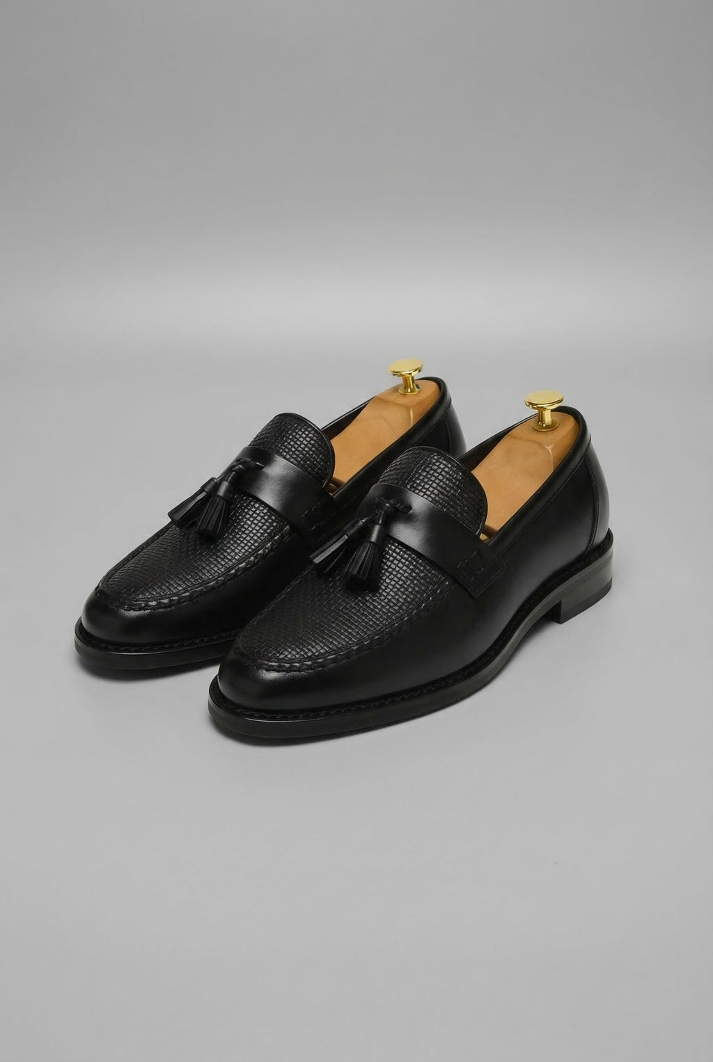 Men's Woven Tassel Slip-On Dress Loafers - Black