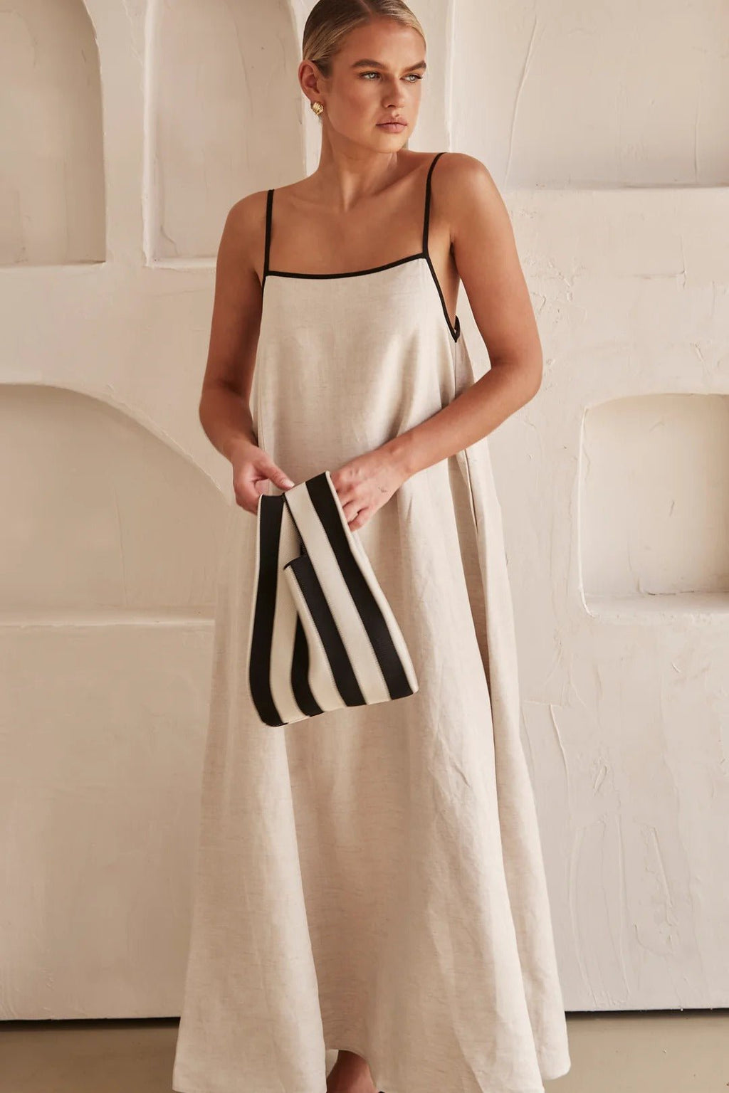 Women's Adjustable-Strap Linen Contrast-Trim Maxi Dress