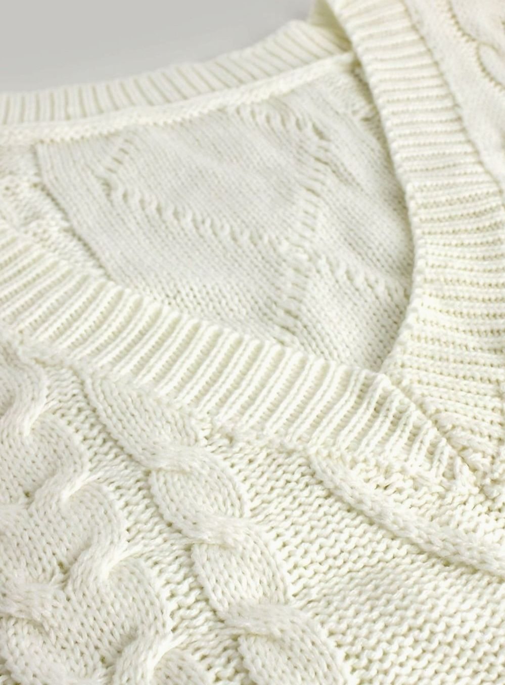 Women's Cable-Knit V-Neck Sweater Vest Relaxed Pullover