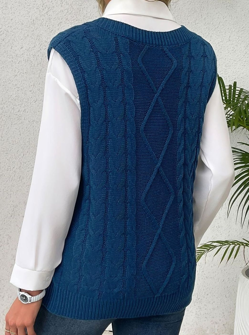 Women's Cable-Knit V-Neck Sweater Vest Relaxed Pullover