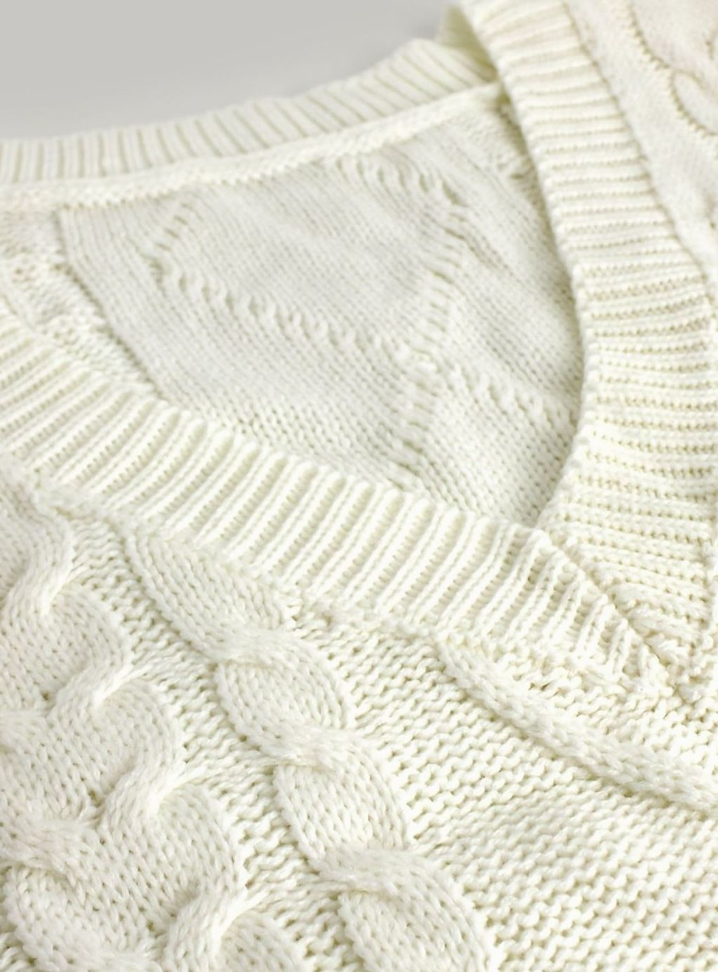 Women's Cable-Knit V-Neck Sweater Vest Relaxed Pullover