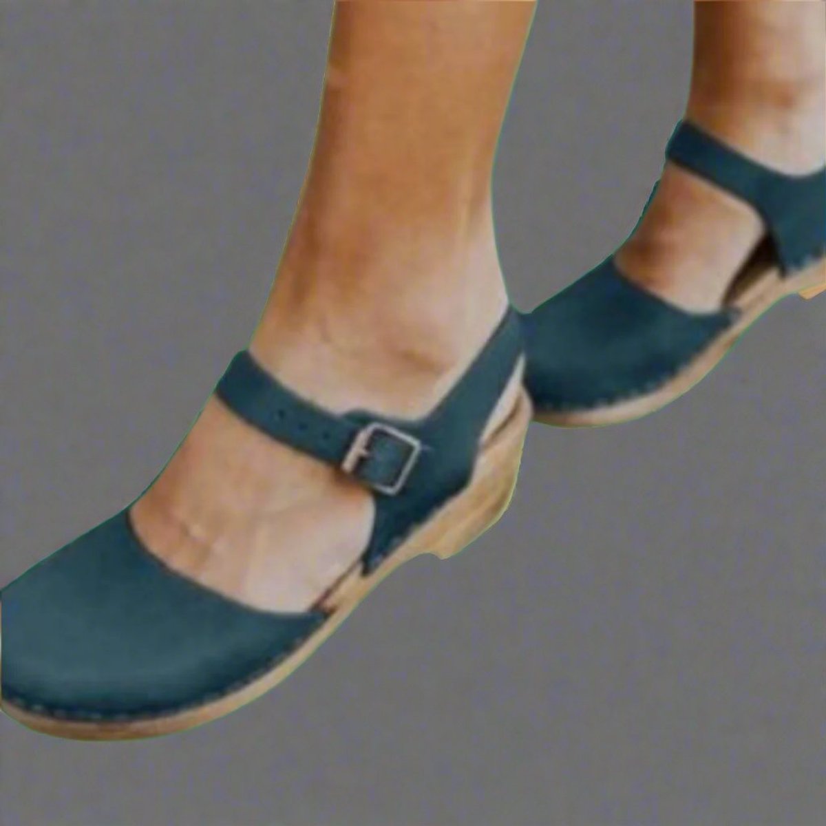 Women's Comfortable Sandals Closed Toe Ankle Strap Platform Clogs - Blue