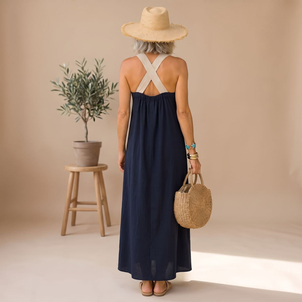Women's Elegant Cross-Halter Open-Back Formal Maxi Dress