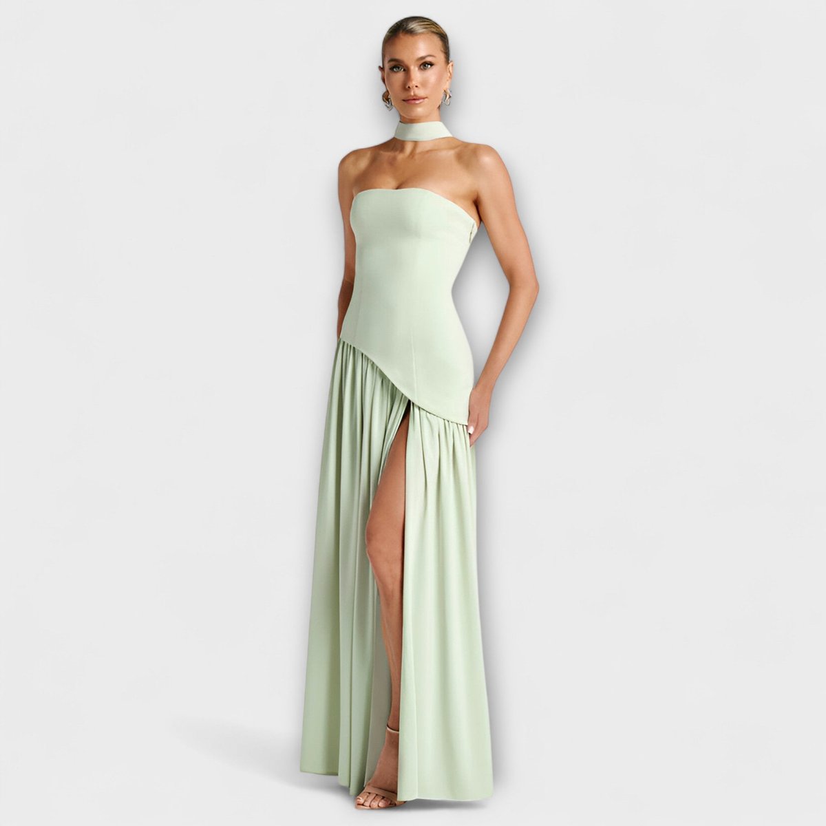 Women's Elegant Halter-Neck Flowing Maxi Dress - Mint
