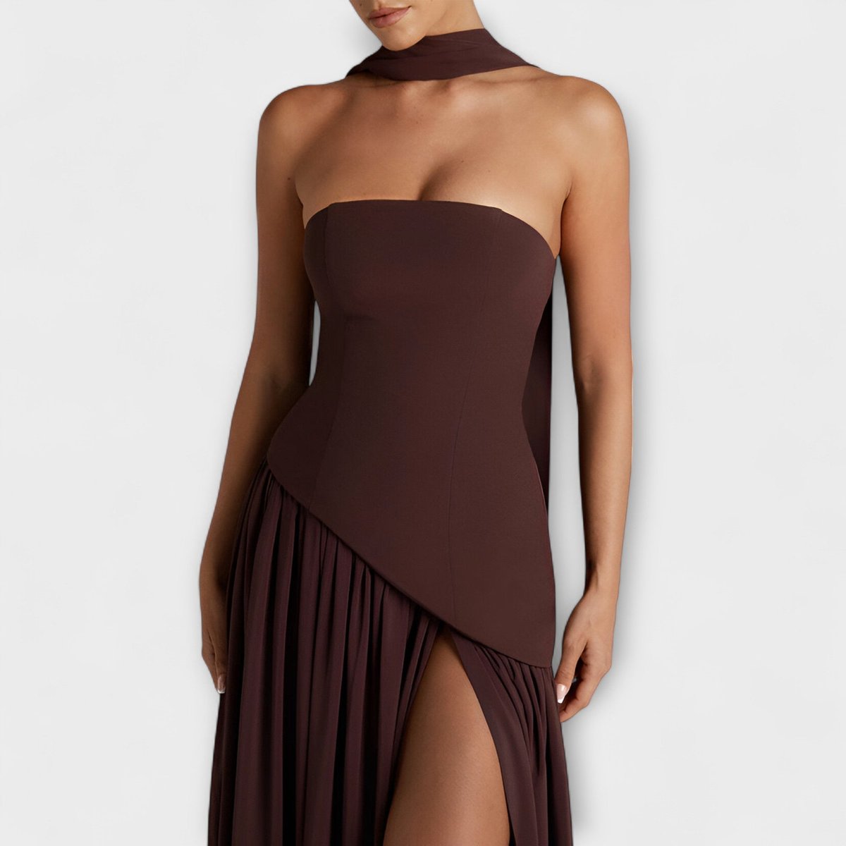 Women's Elegant Halter-Neck Flowing Maxi Dress