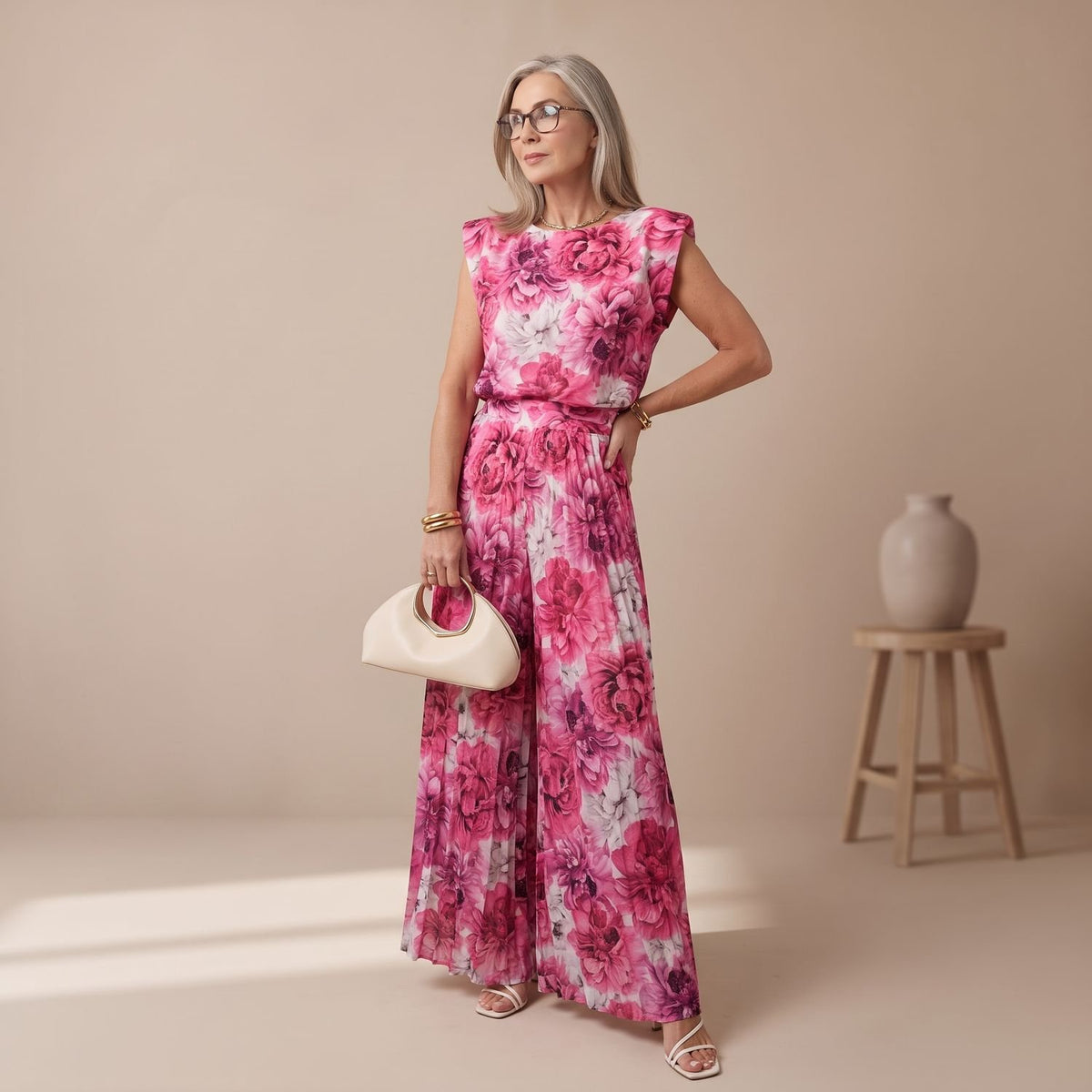 Women's Elegant Two Piece Set Pleated Wide-Leg Pants Cap-Sleeve Top - Fuchsia
