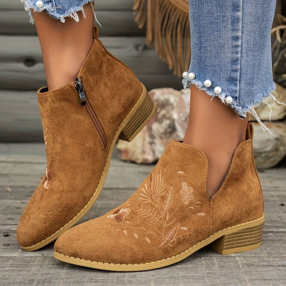 Women's Embroidered Low-Heel Pointed-Toe Ankle Boots