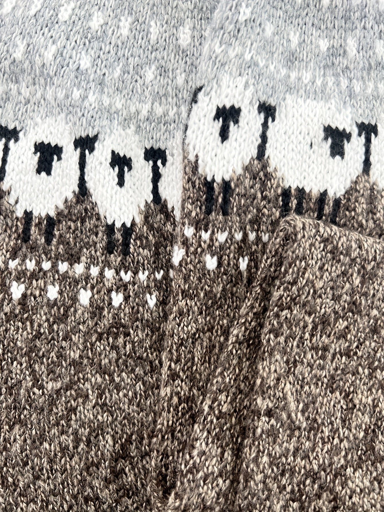 Women's Fair Isle Sheep Jacquard Thick Knit Pullover Sweater