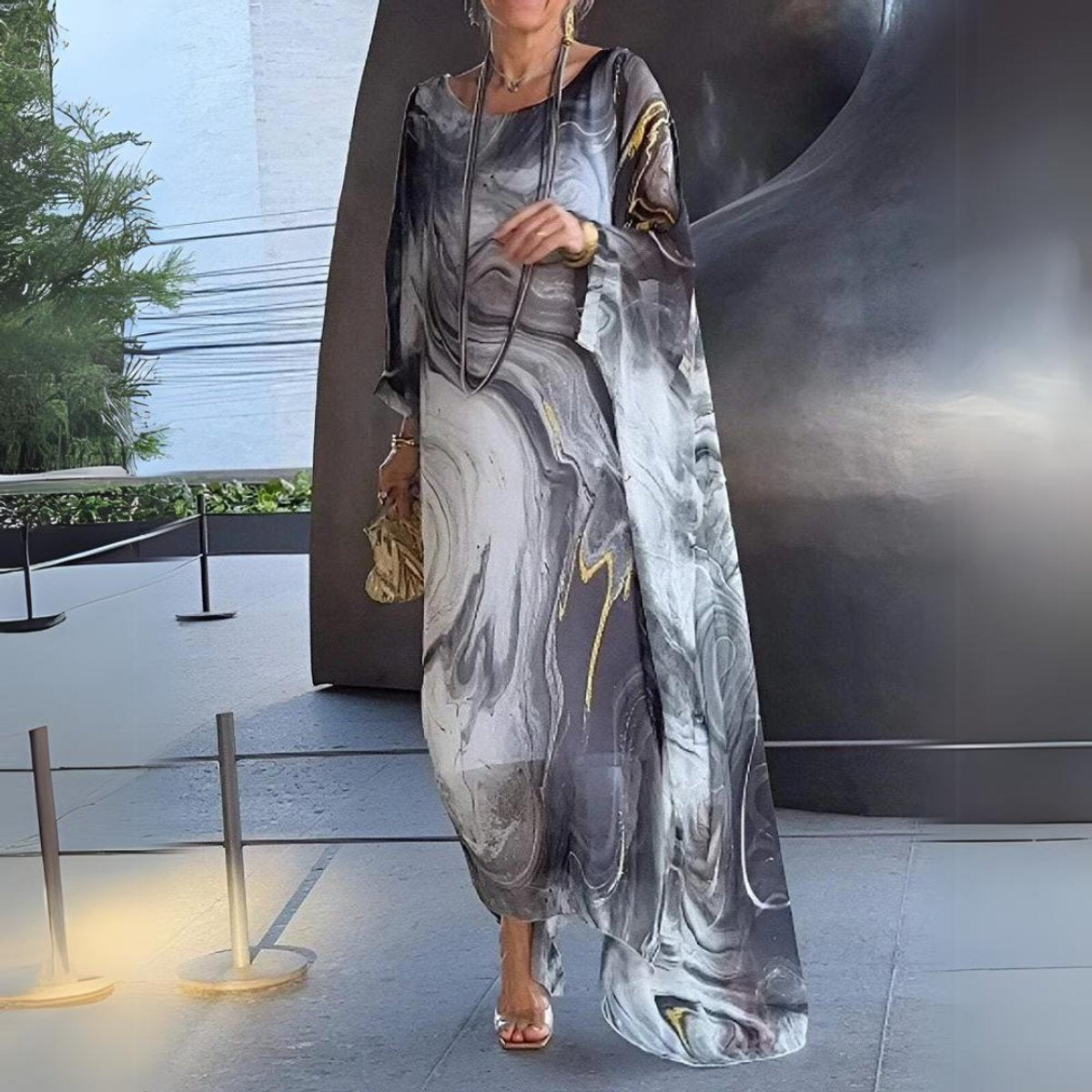 Women's Flowy Batwing Long Sleeve Dress Maxi Silhouette