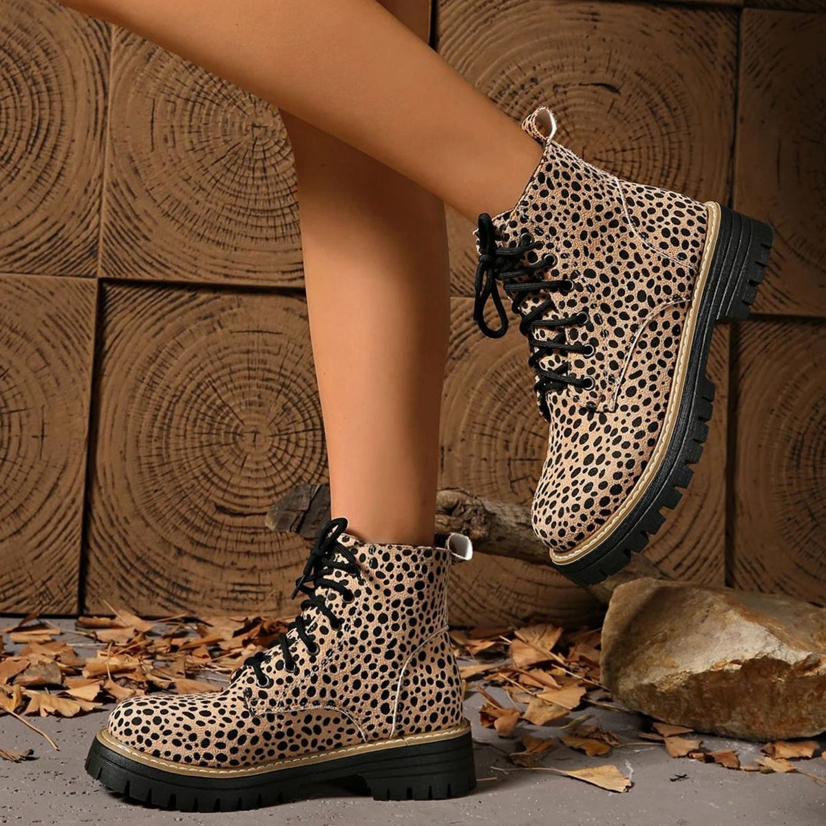 Women's Leopard Print Lace-Up Chunky Platform Ankle Boots