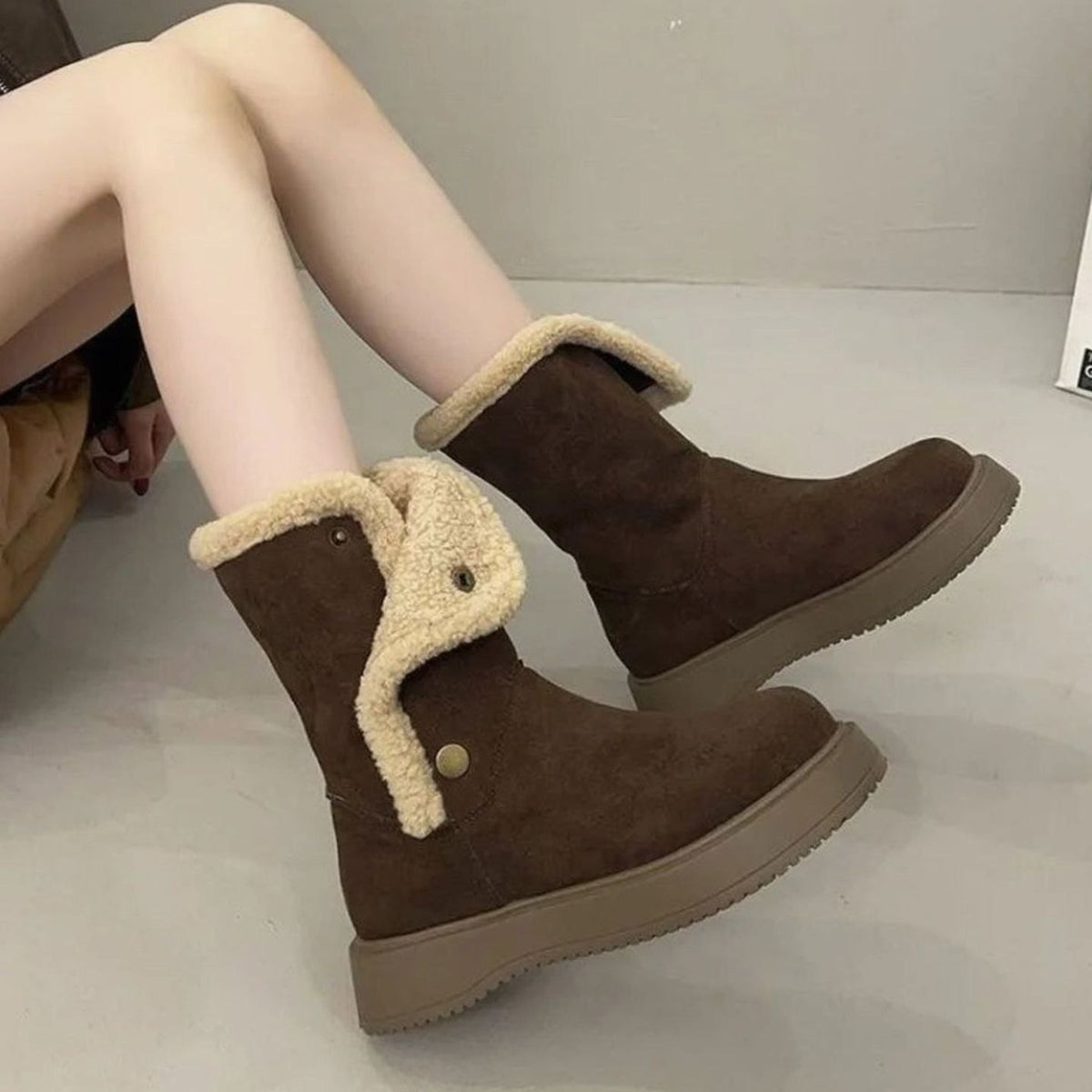 Women's Mid-Calf Sherpa-Lined Suede Snow Winter Boots - Brown