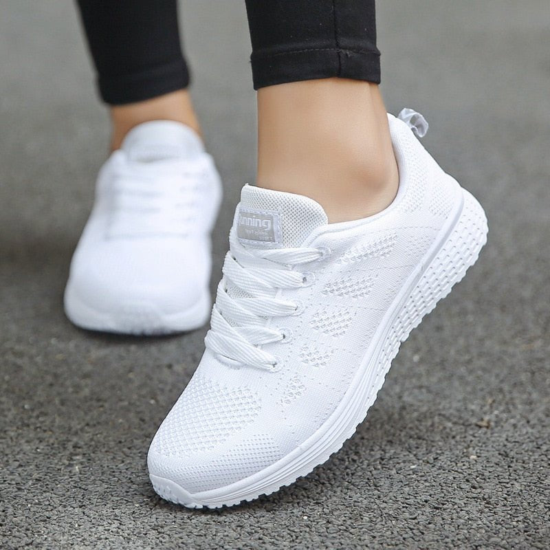 Women's Orthopedic Wide-Toe-Box Breathable Mesh Lace-Up Sneakers - White
