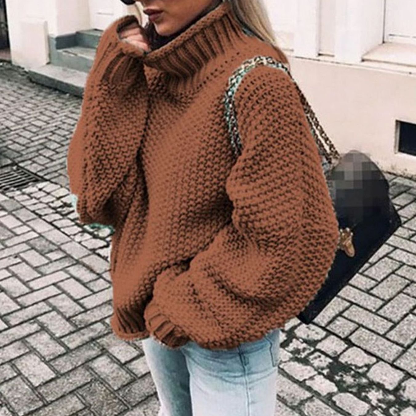 Women's Oversized Chunky Knit Turtleneck Sweater - Brown