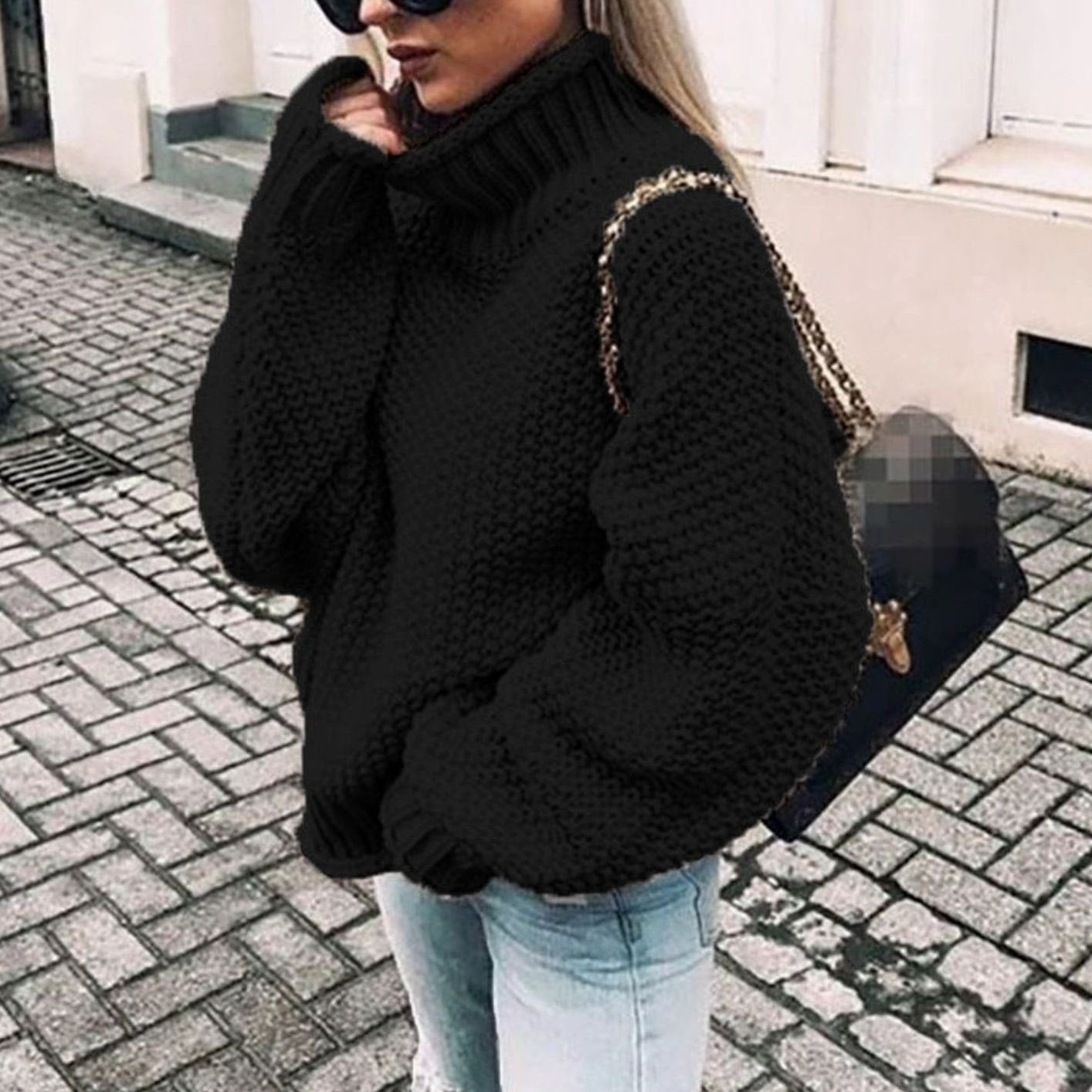 Women's Oversized Chunky Knit Turtleneck Sweater - Black