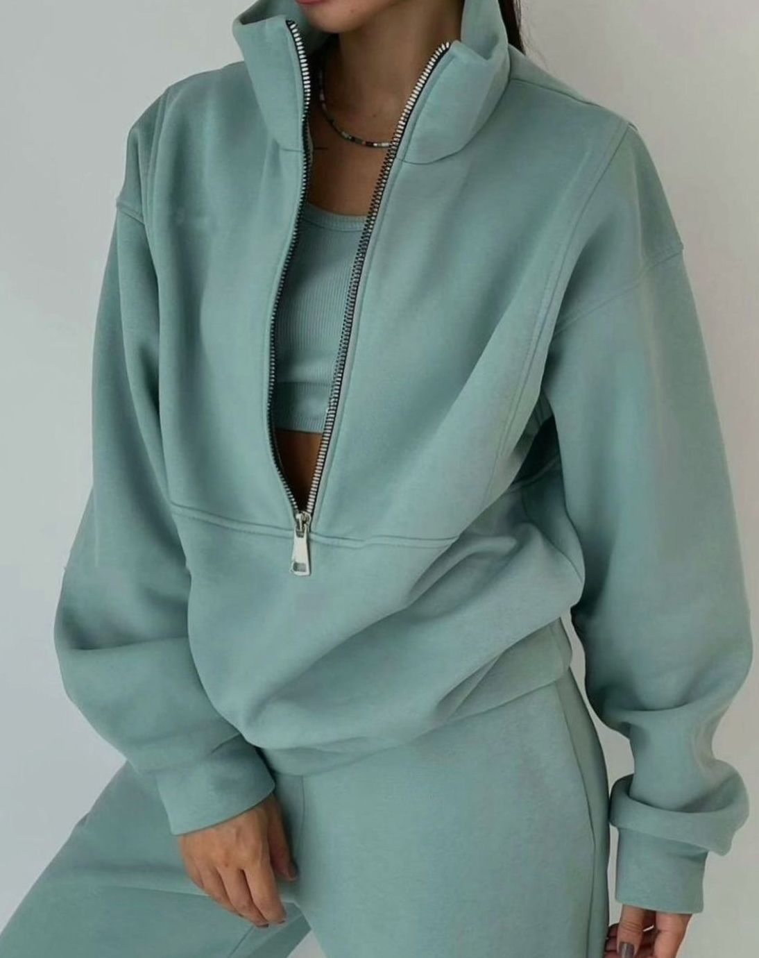 Women's Oversized Half-Zip Cropped Jogger Two-Piece Set - Green