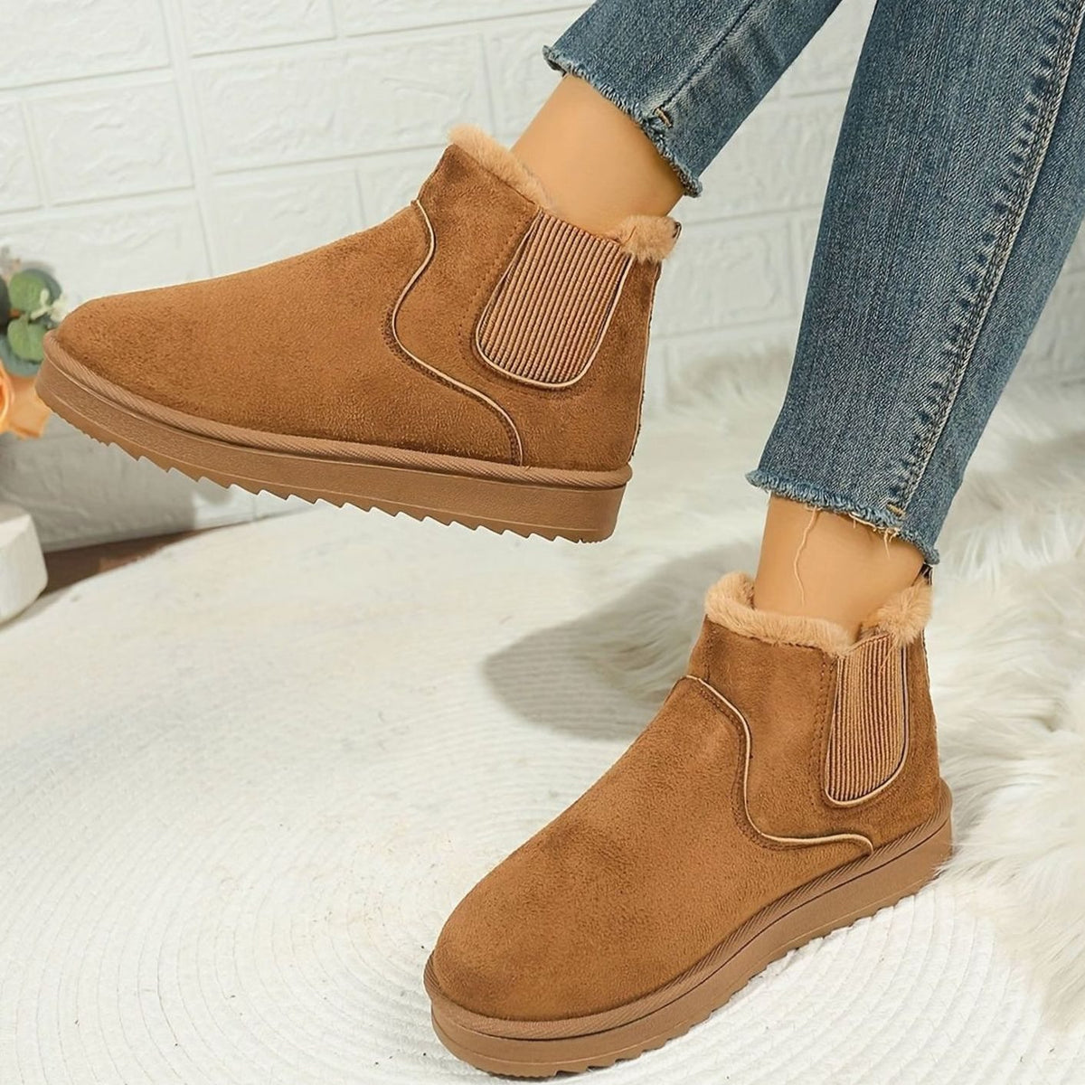 Women's Plush-Lined Slip-On Platform Winter Snow Ankle Boots