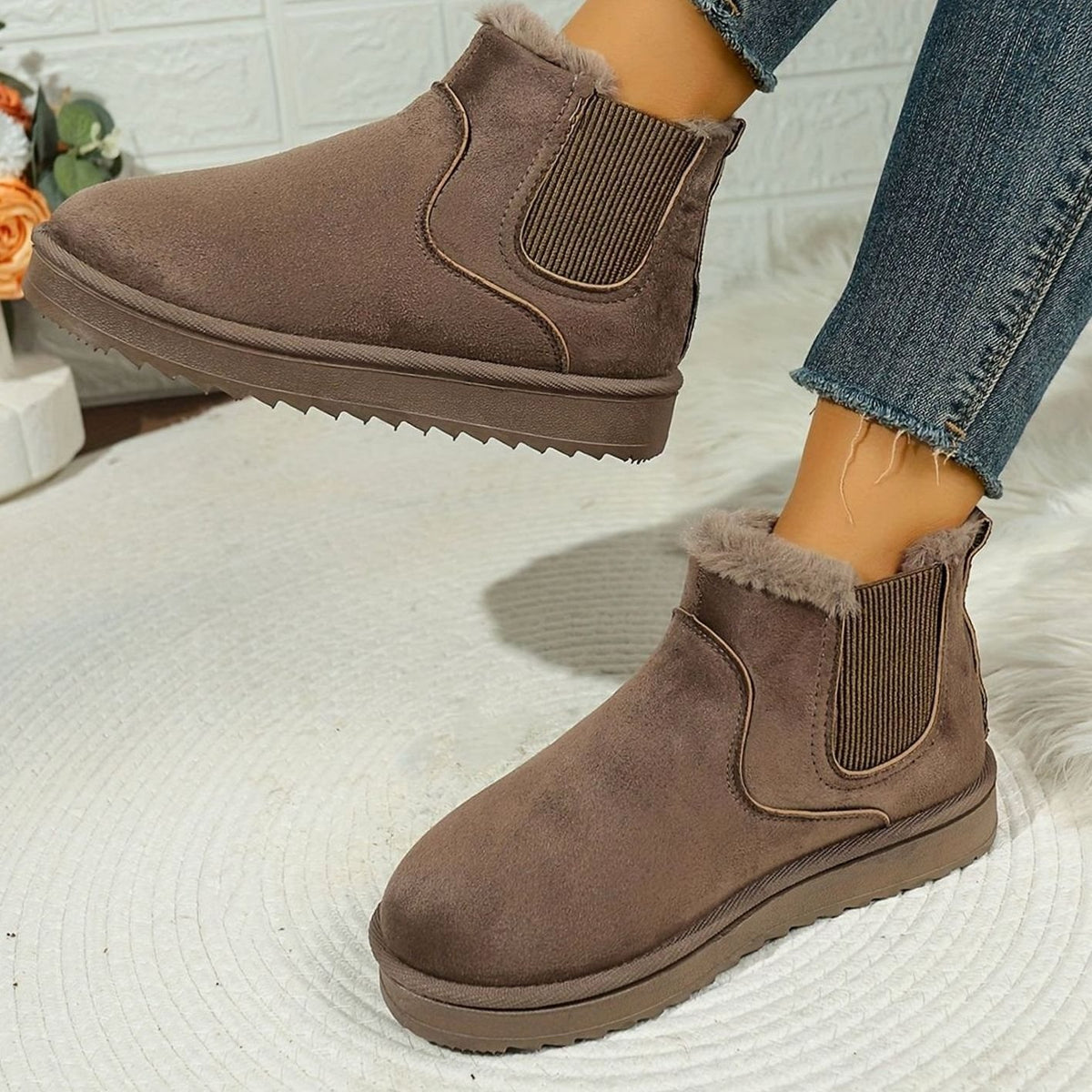 Women's Plush-Lined Slip-On Platform Winter Snow Ankle Boots