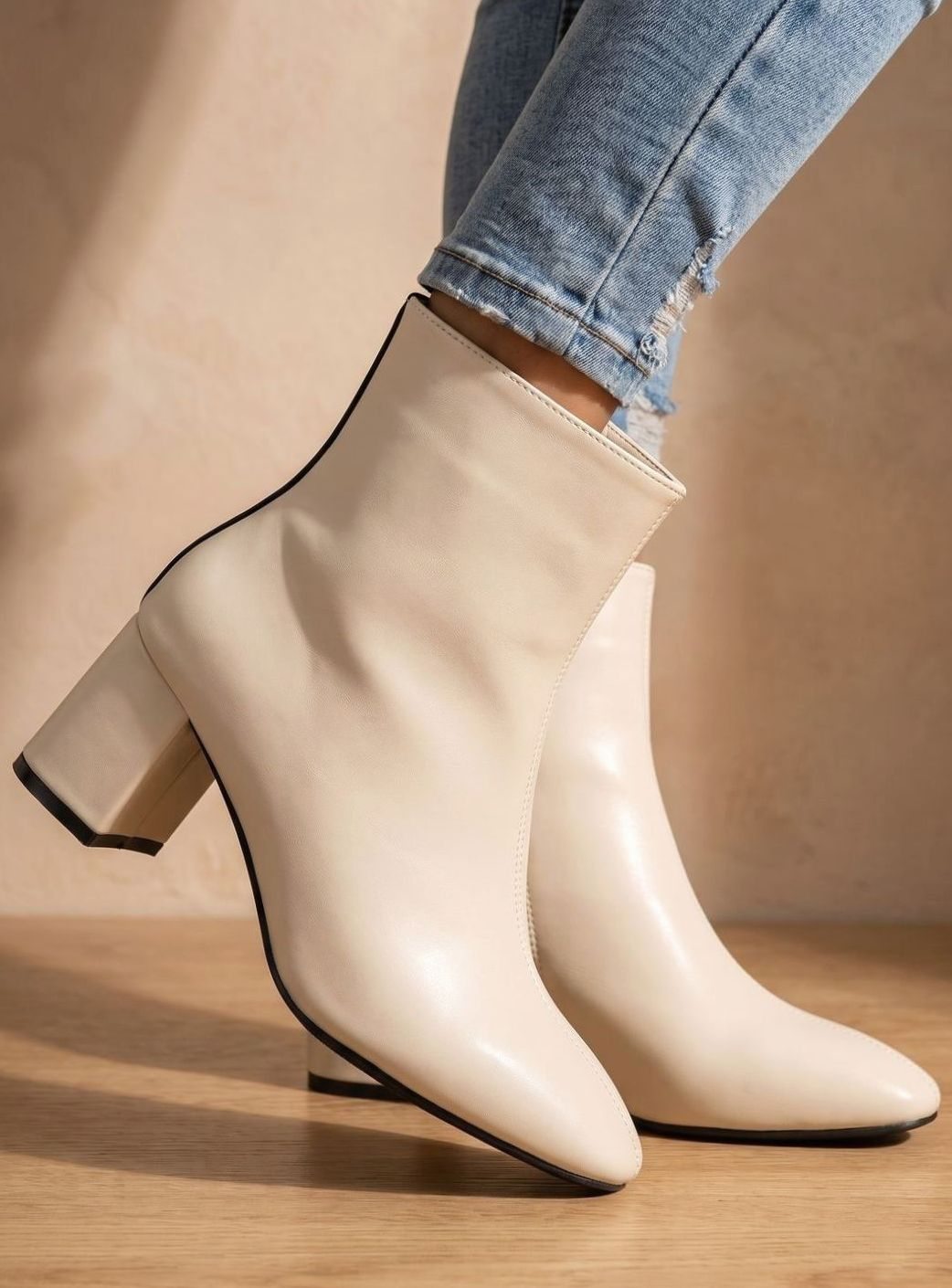 Women's Pointed-Toe Block-Heel Side-Zip Ankle Booties