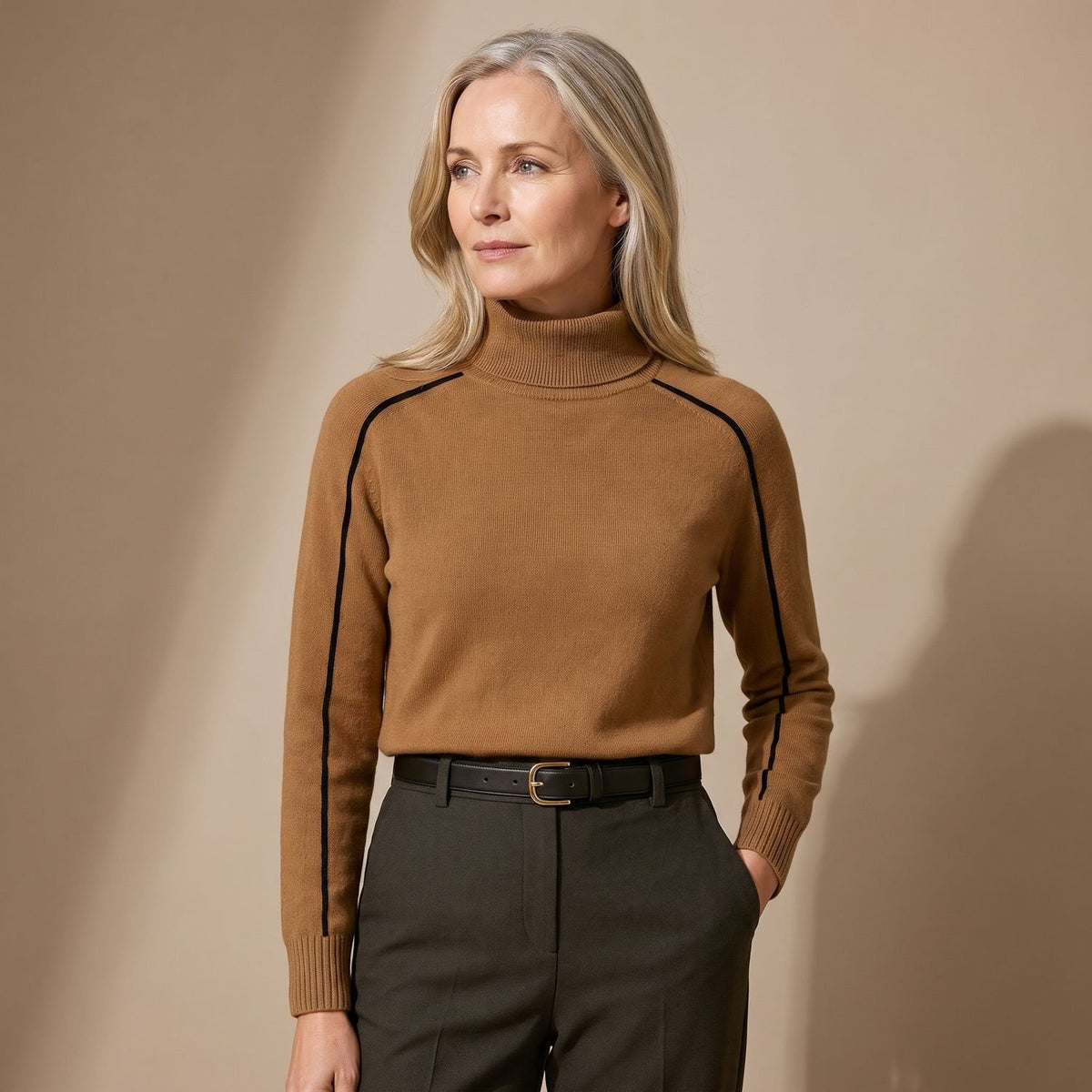 Women's Relaxed-Fit Contrast-Piping Turtleneck Sweater - Brown