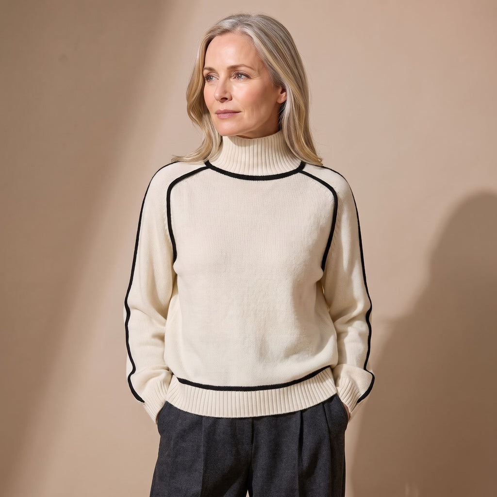 Women's Relaxed-Fit Contrast-Piping Turtleneck Sweater - White