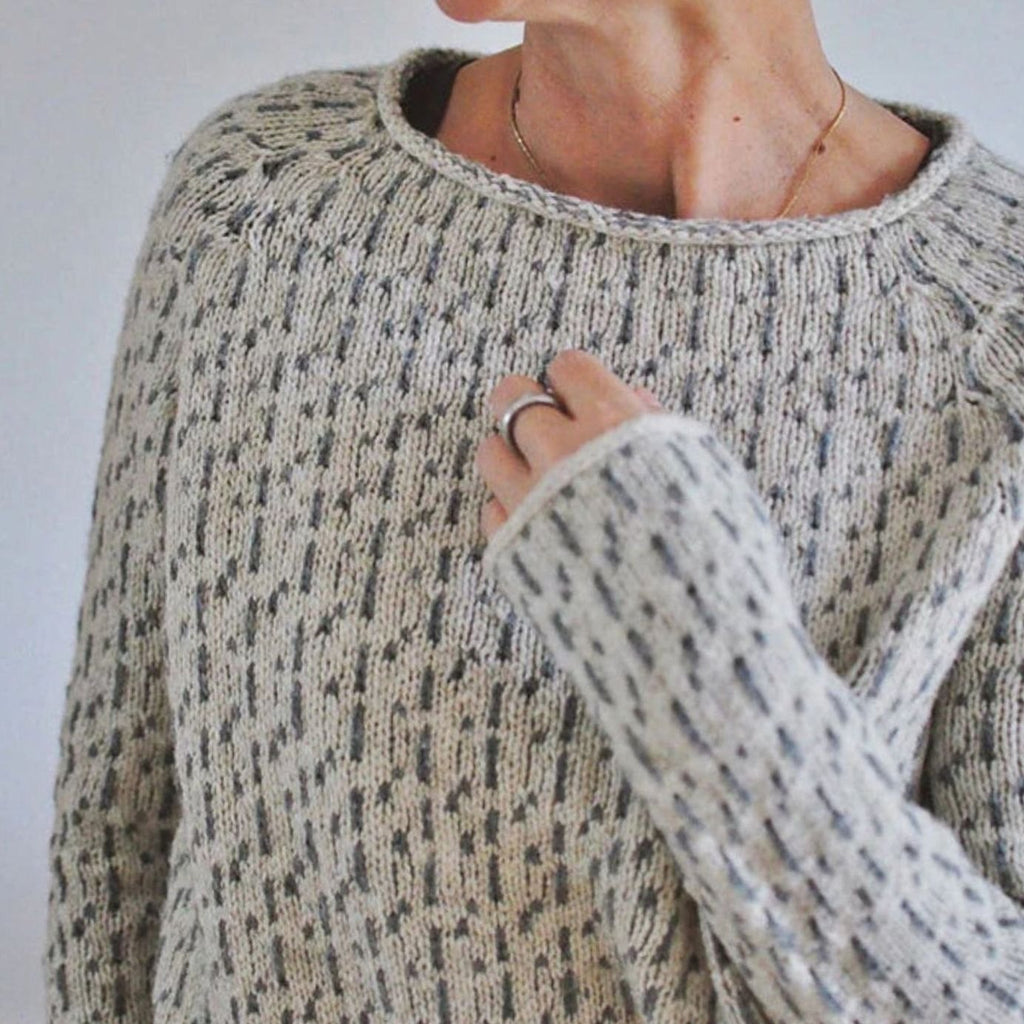 Women's Relaxed-Fit Crew Neck Long Sleeve Knit Sweater