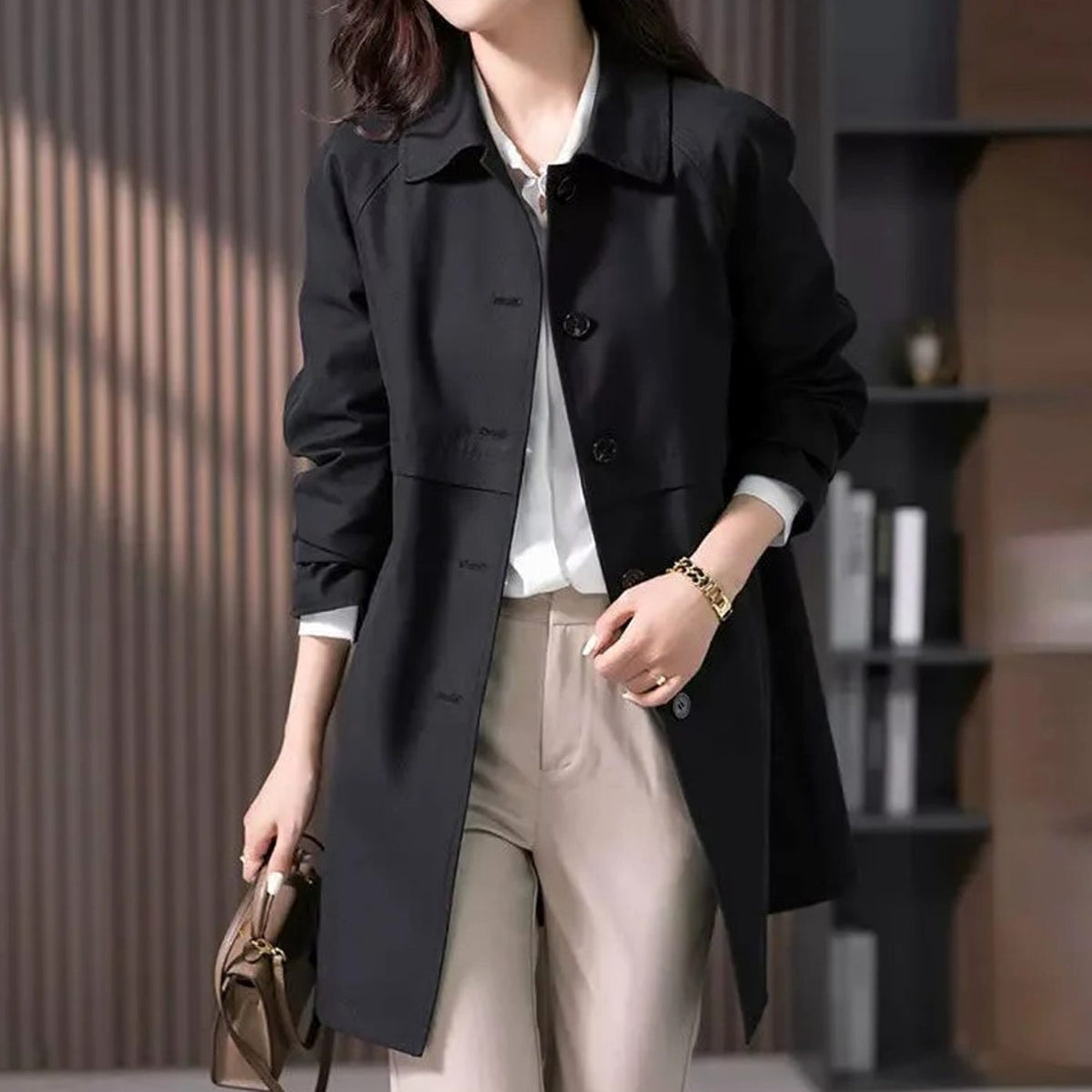 Women's Single-Breasted Structured Short Trench Coat