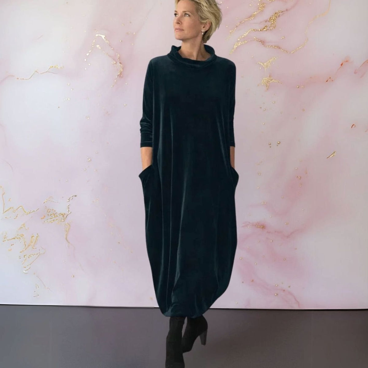 Women's Velvet Cowl-Neck Pocket Maxi Dress - Dark Green