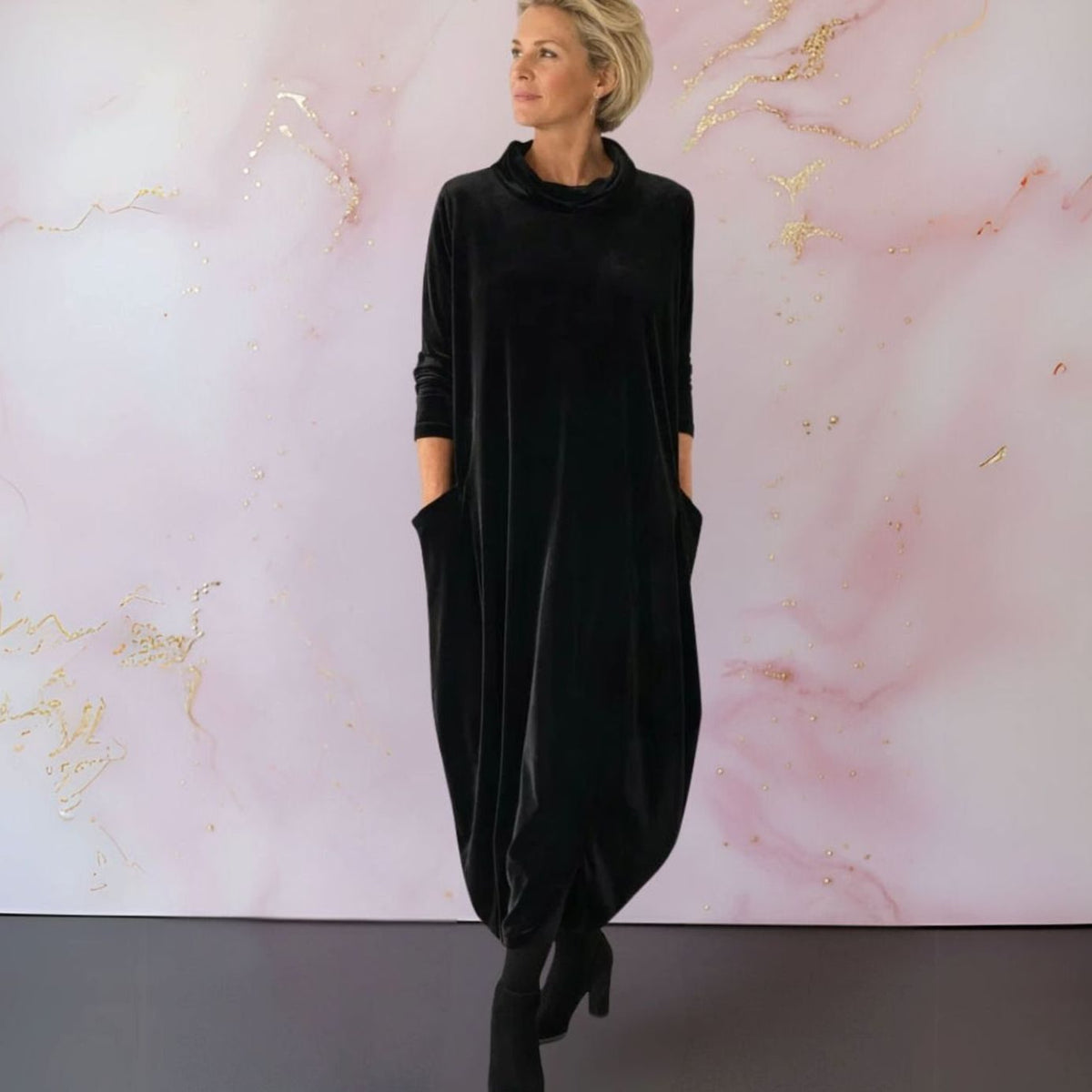 Women's Velvet Cowl-Neck Pocket Maxi Dress - Black