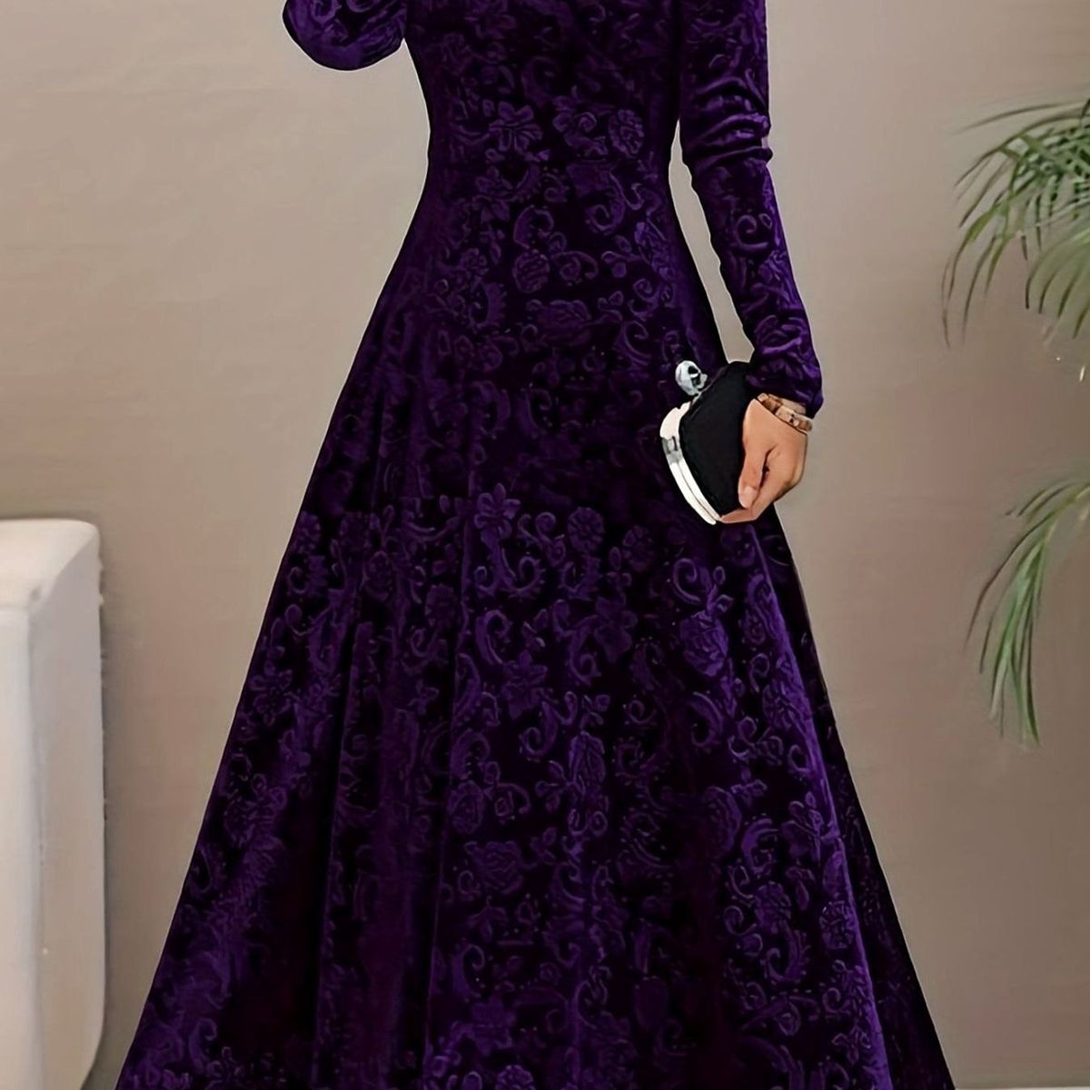Women's Velvet V-Neck Long-Sleeve Flared Midi Cocktail Dress