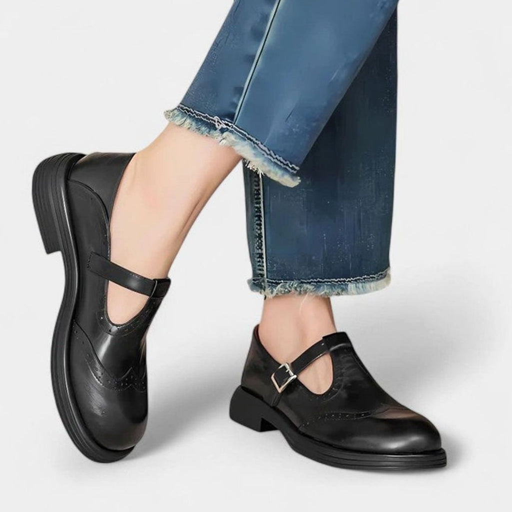 Women's Vintage Leather Brogue T-Strap Shoes Buckle Flats - Black