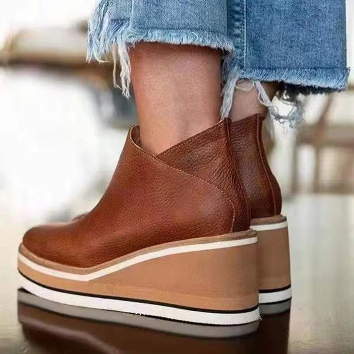 Women's Wedge Platform Zip-Up Ankle Boots